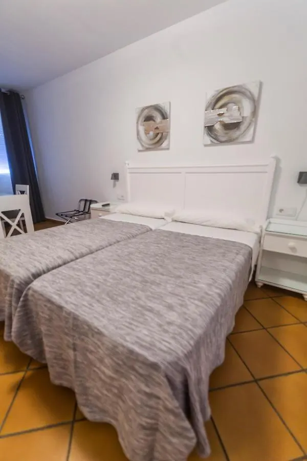 Hostal San Ramon Marbella Guest house