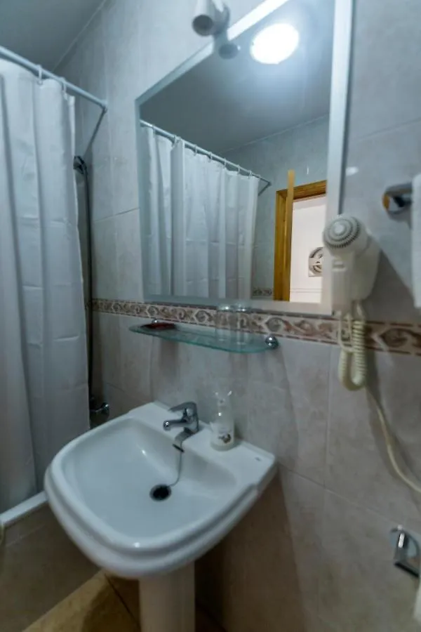 Hostal San Ramon Marbella Casa de hóspedes